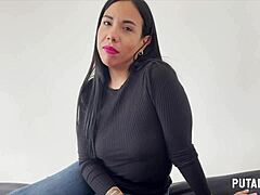 Fabiola,一个性感的哥伦比亚妈妈,沉迷于热辣的1on1会话
